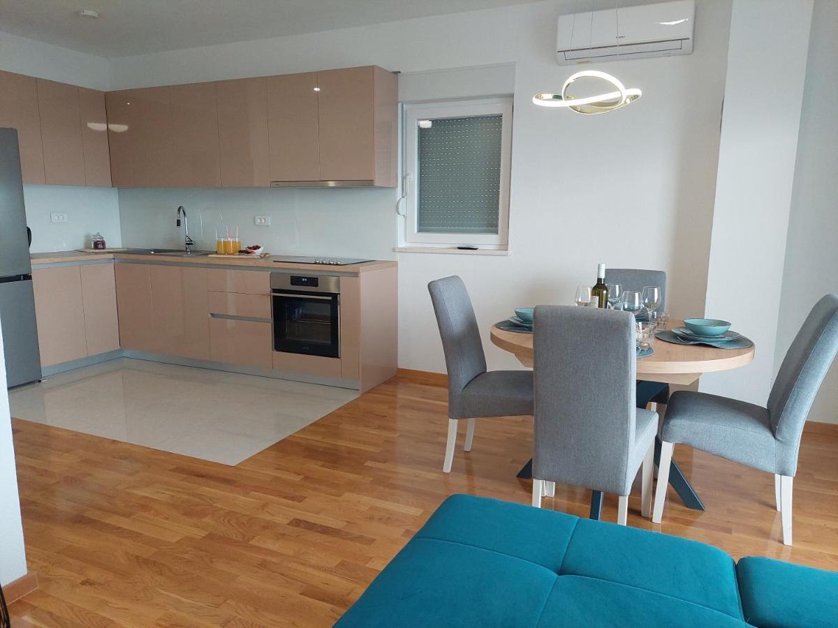 Sunrise Apartment Makarska Esterno foto