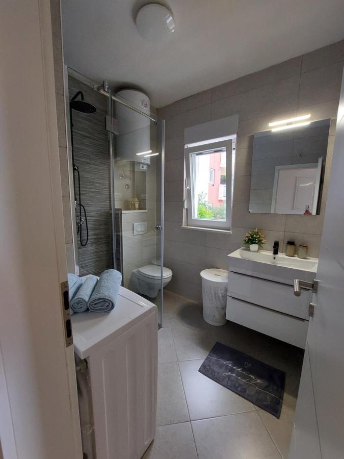 Sunrise Apartment Makarska Esterno foto